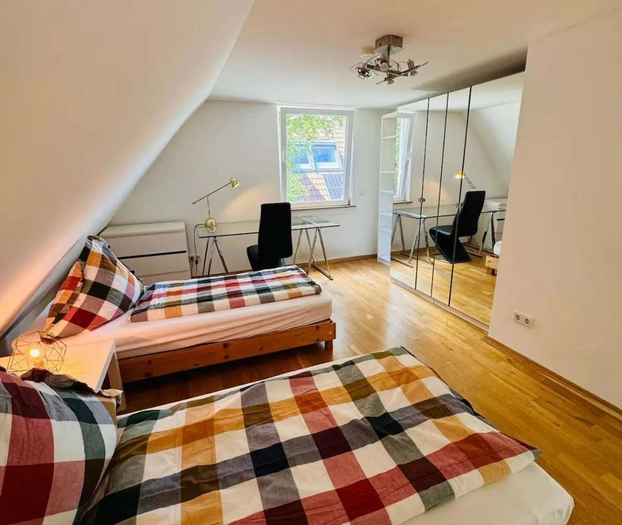 6 Zimmer Apartment Og, Naehe Muenchen Gauting